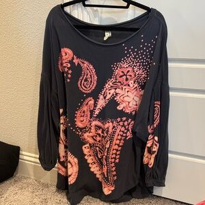 We The Free Oversized Dark Grey & Coral Paisley Blouse Top